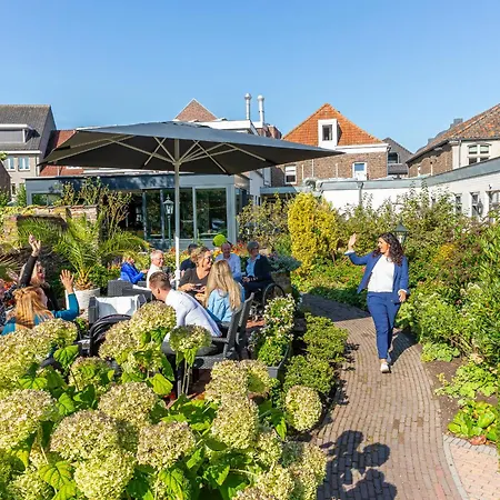 Hotell De Maasparel 4*