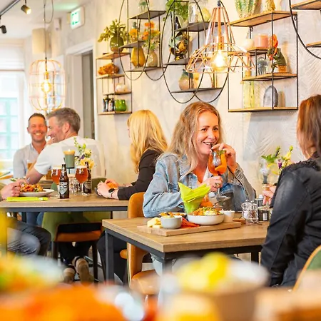 De Maasparel 4* آرسين