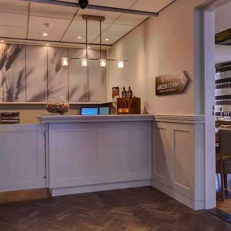 فندق De Maasparel 4*