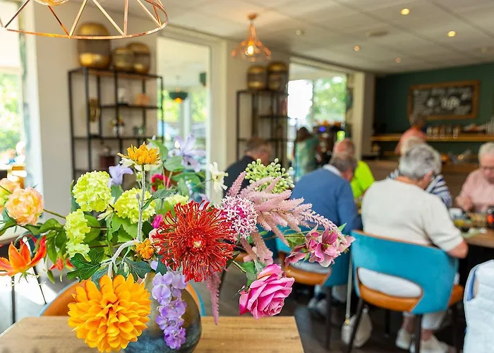 Отель De Maasparel 4*