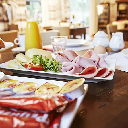 De Maasparel Hotel 4*